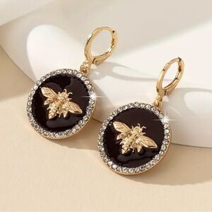 🐝  Vintage Style Gold and Black Rhinestone Bee Drop Earrings